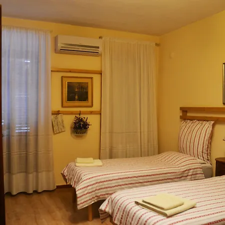 بيت ضيافة Casa Mortarino